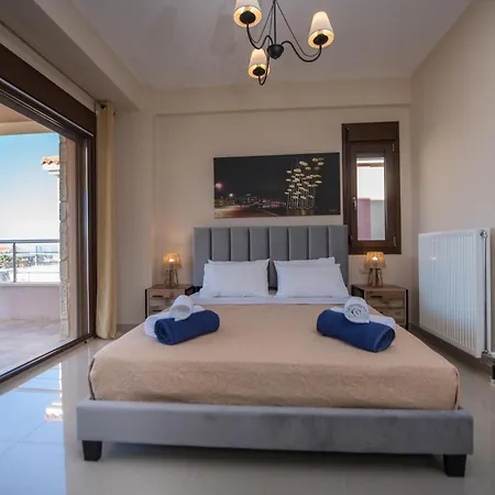 Pellina Villa *